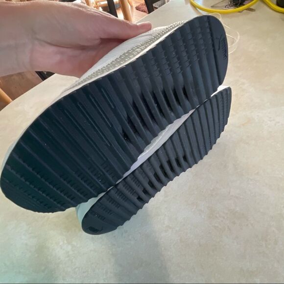 Women’s Puma Pacer Net shoes size 7.5 white mint - Picture 6 of 7